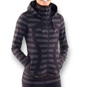 Lululemon Stride Jacket Womens Size 8 Black Stripes Gray Hooded Logo Jacket Rare